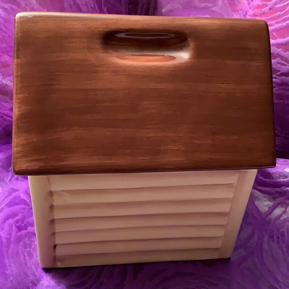 Dog House ceramic treat jar, NWT - Picture 3 of 8